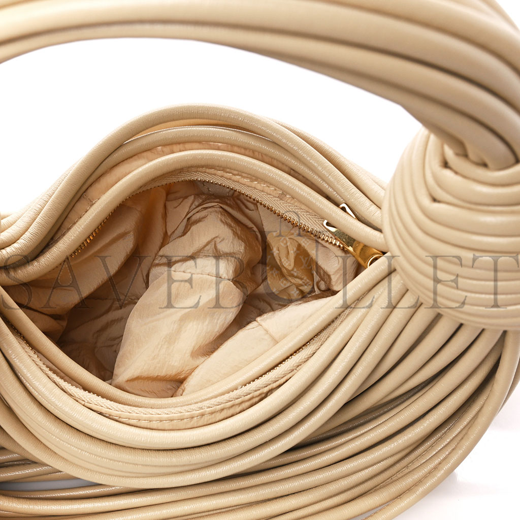 BOTTEGA VENETA NAPPA MINI TUBULAR DOUBLE KNOT PORRIDGE (26*10*9cm) BOTTEGA VENETA NAPPA MINI TUBULAR DOUBLE KNOT PORRIDGE (26*10*9cm)