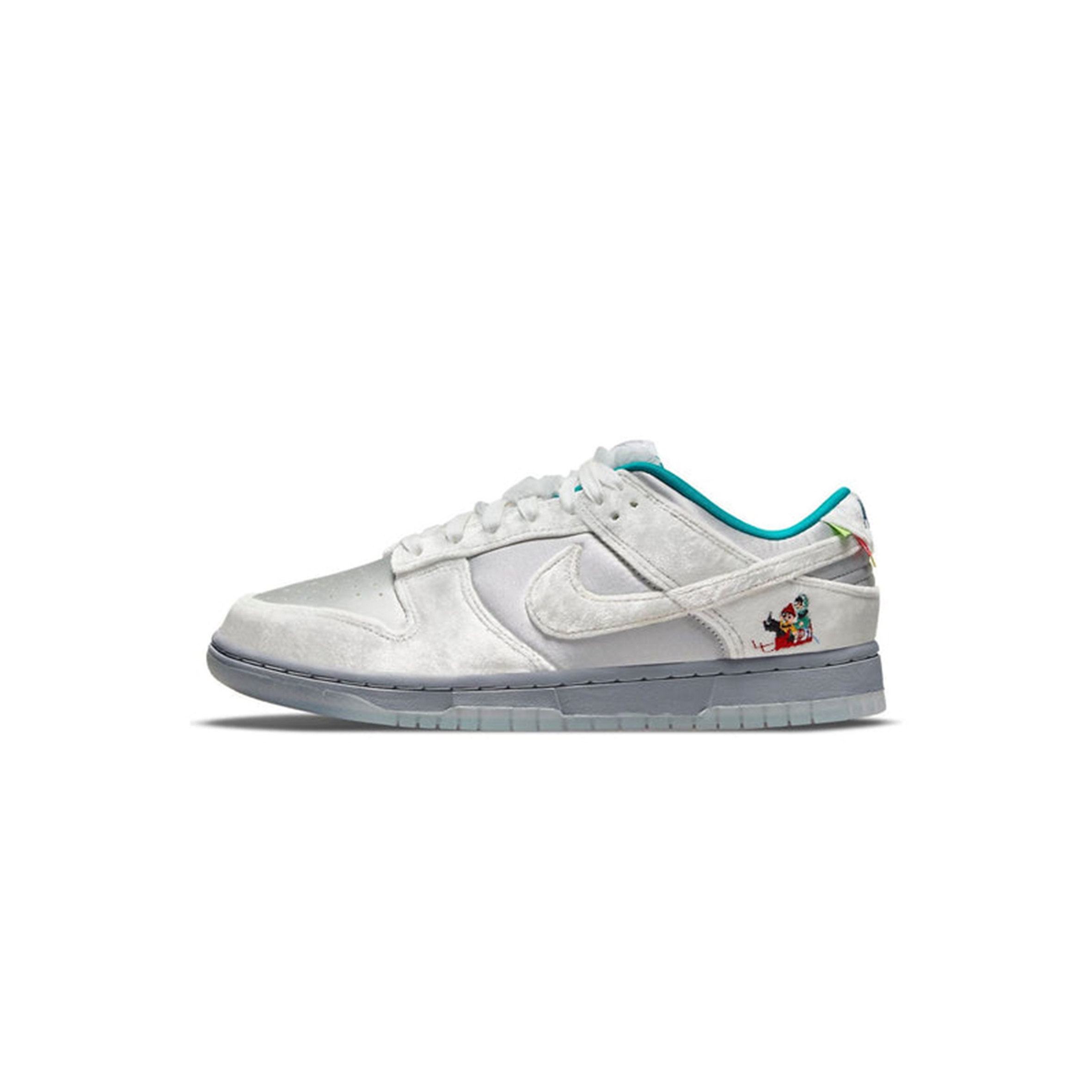 NIKE DUNK LOW ICE DO2326-001